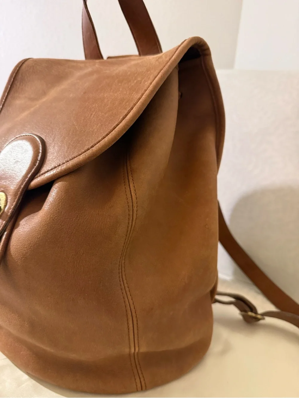 Coach Vintage Classic Backpack style E5C 9943 Tan Leather Drawstring Backpack